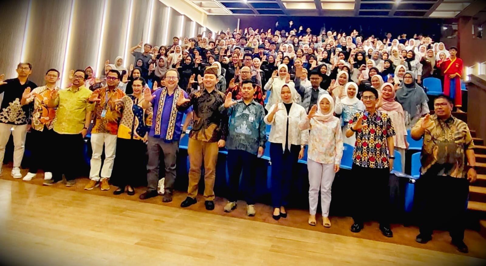 GLOBAL Insight Seri Ke-2 UIMandiri Bahas Perdamaian Ekologis dan Kearifan Lokal